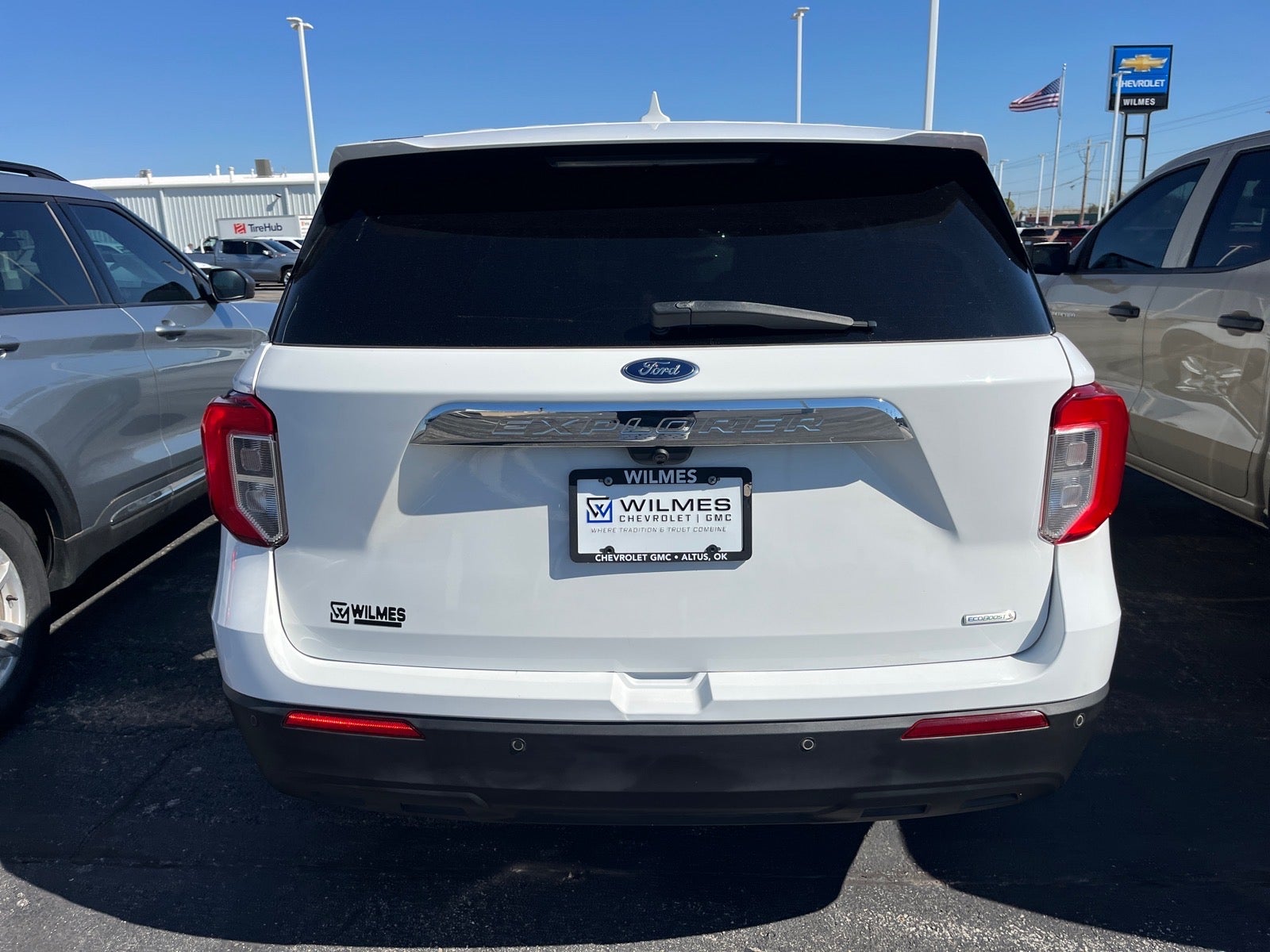 2020 Ford Explorer Base