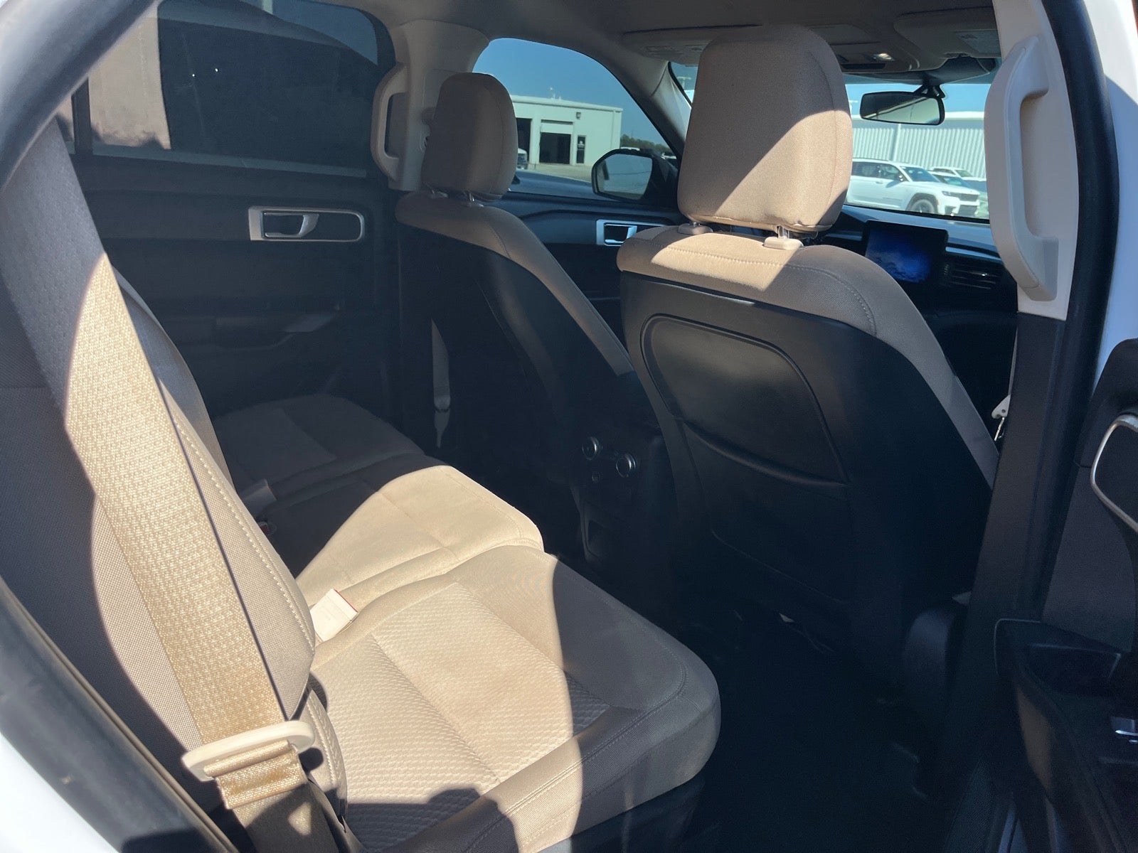 2020 Ford Explorer Base