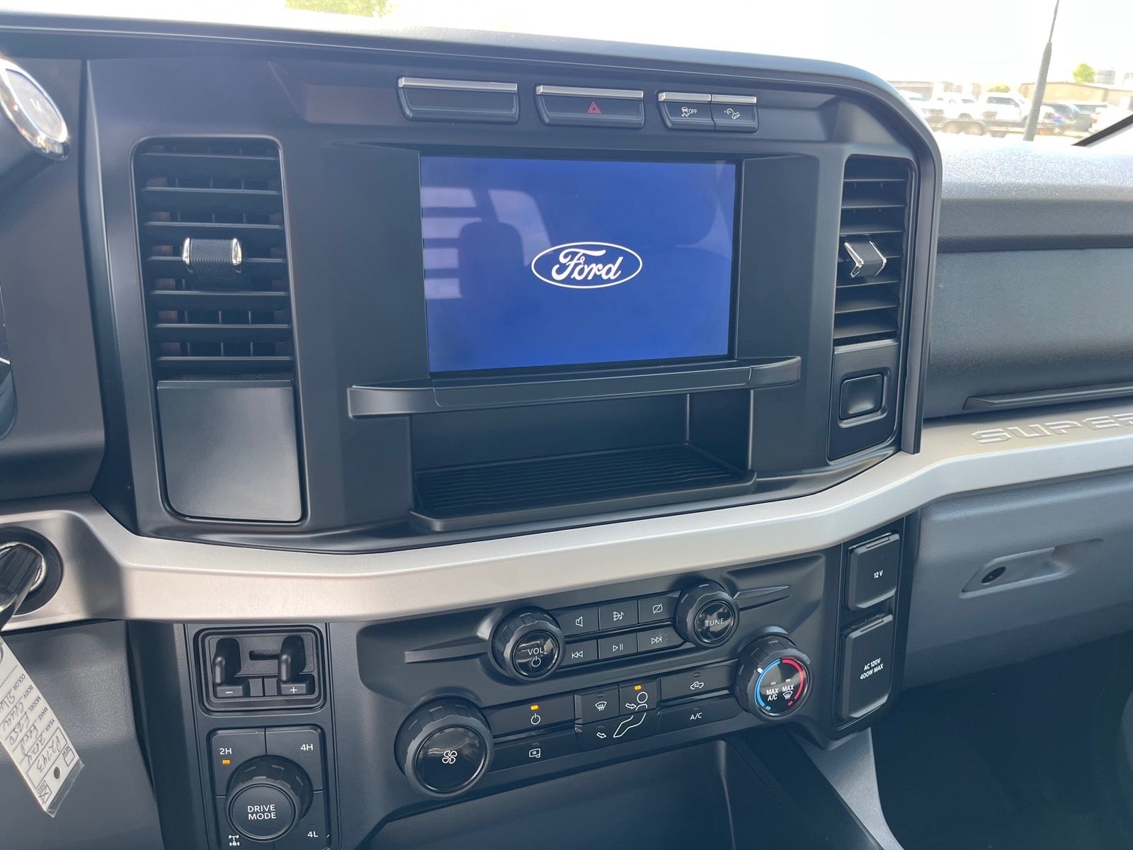 2024 Ford Super Duty F-250 SRW XLT