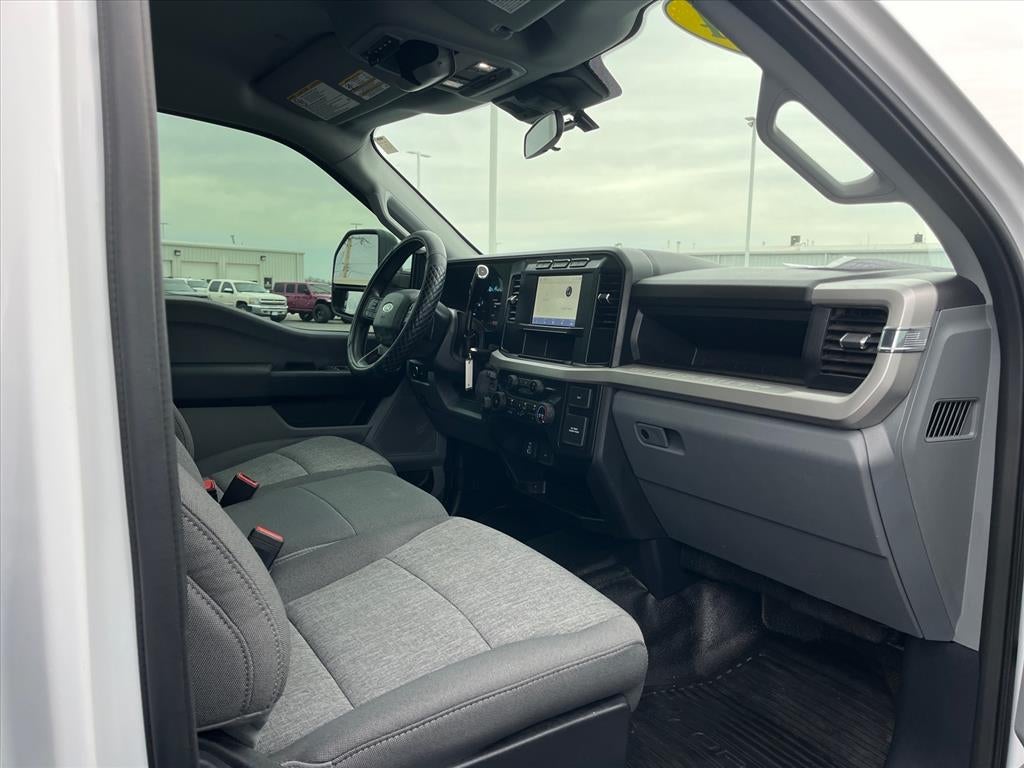 2024 Ford Super Duty F-350 DRW XL