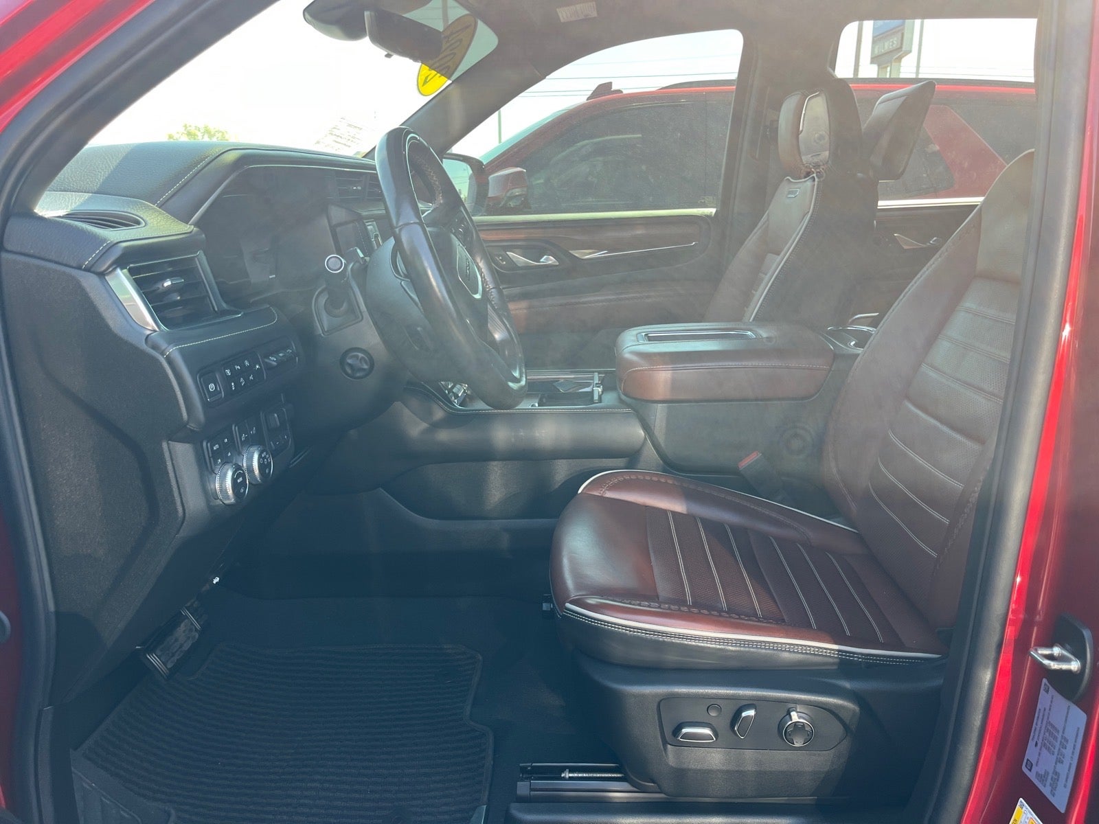 2024 GMC Yukon Denali Ultimate