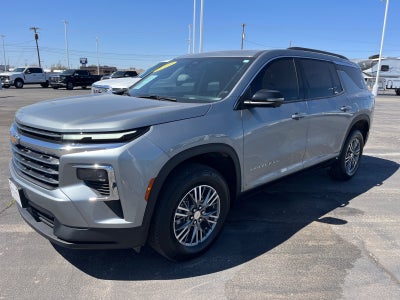 2024 Chevrolet Traverse LT