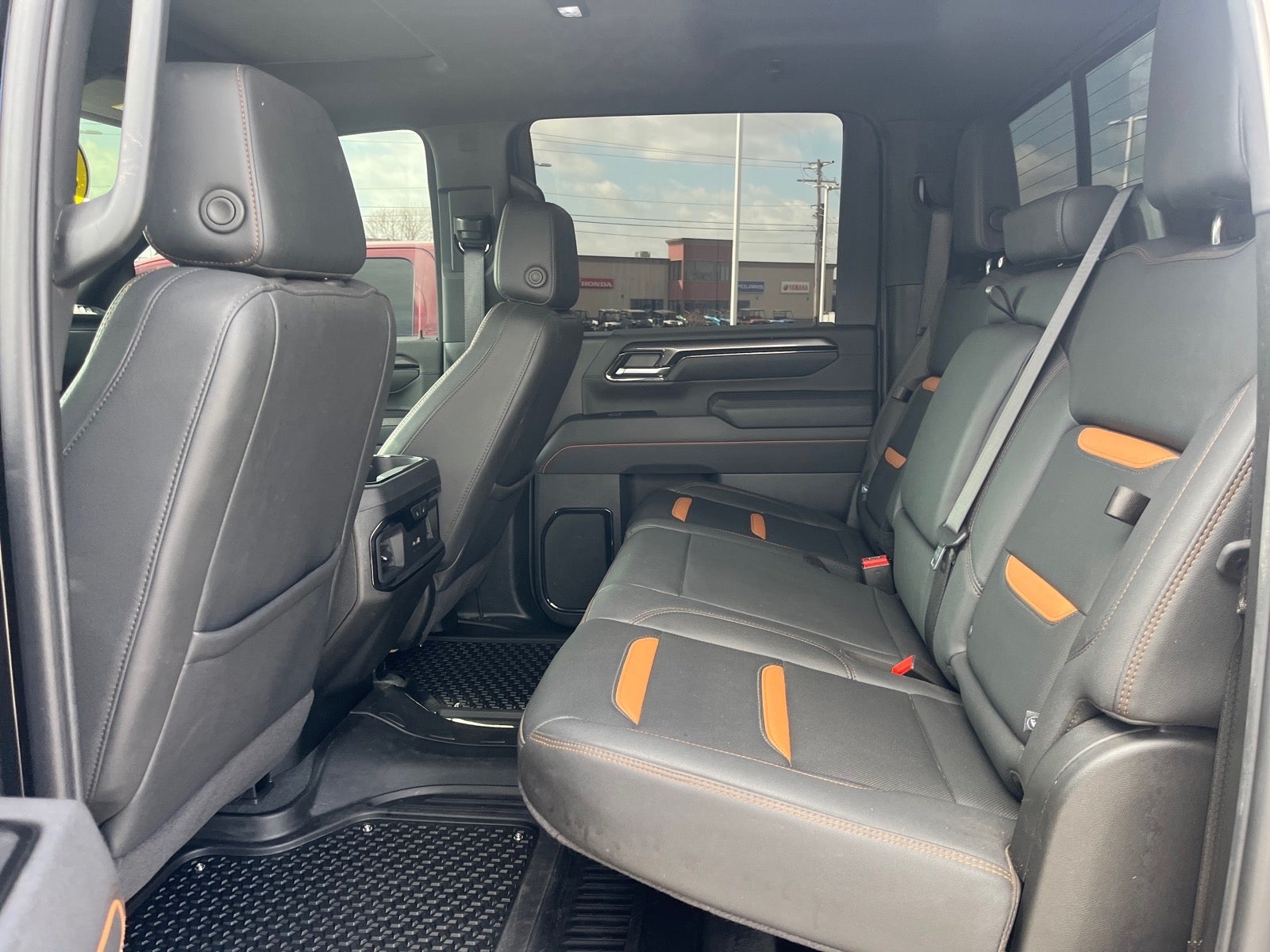 2025 GMC Sierra 2500 HD AT4