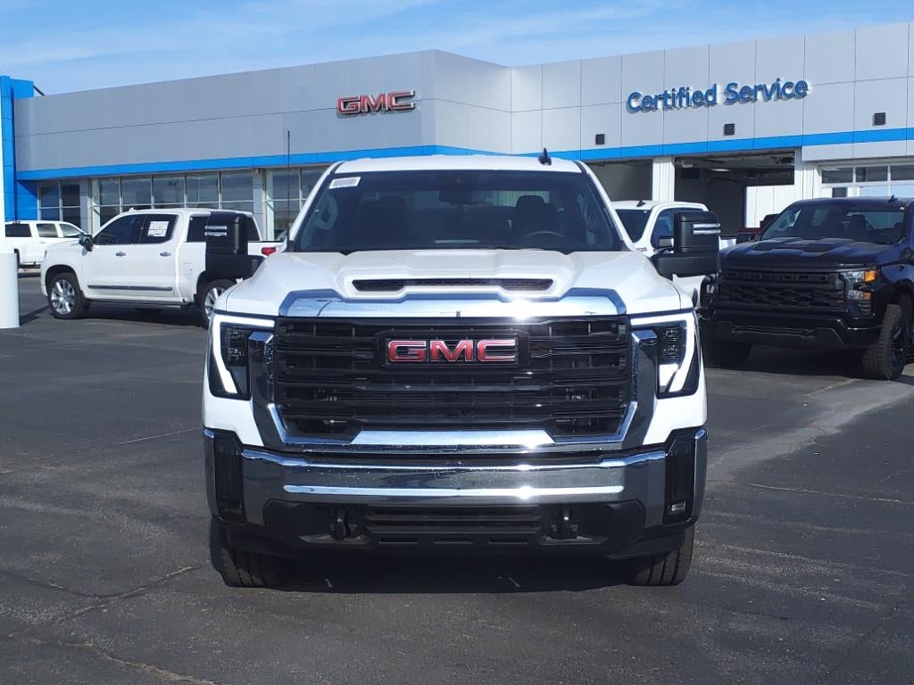 2025 GMC Sierra 2500 HD Pro