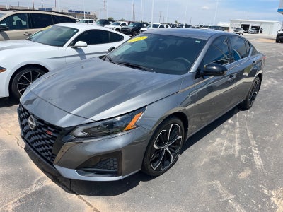 2025 Nissan Altima SR