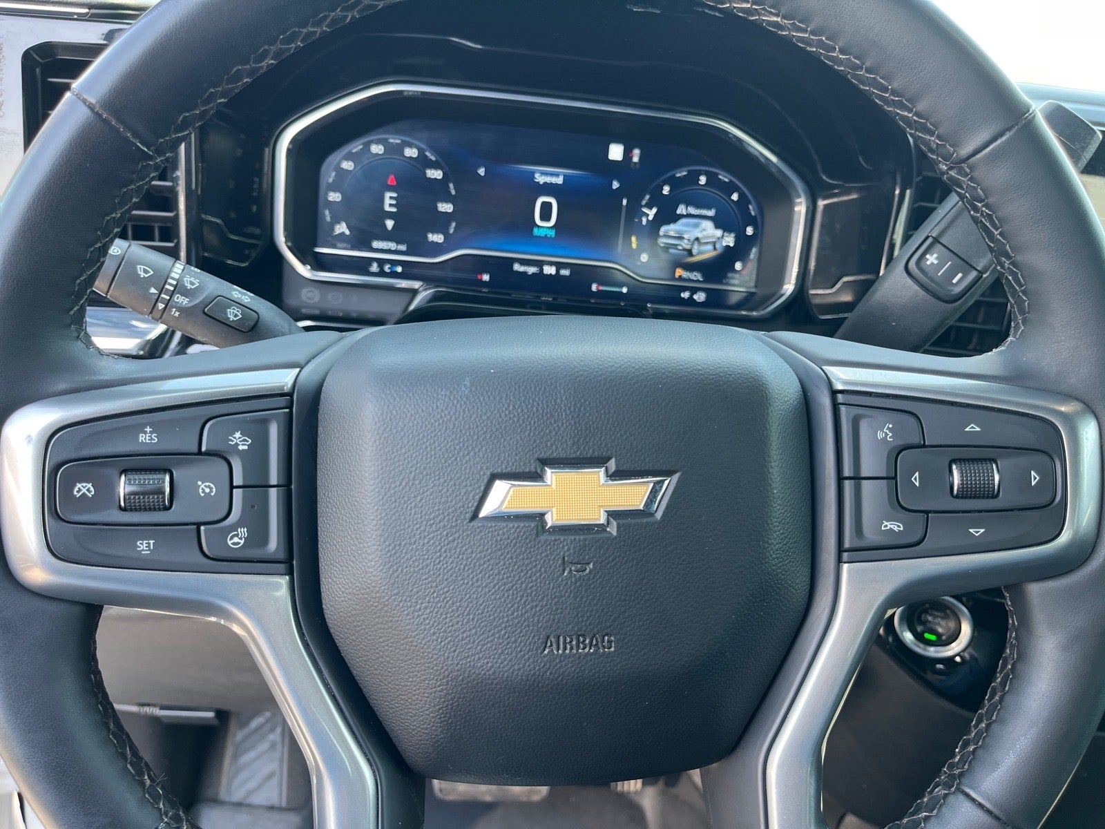 2023 Chevrolet Silverado 1500 LT