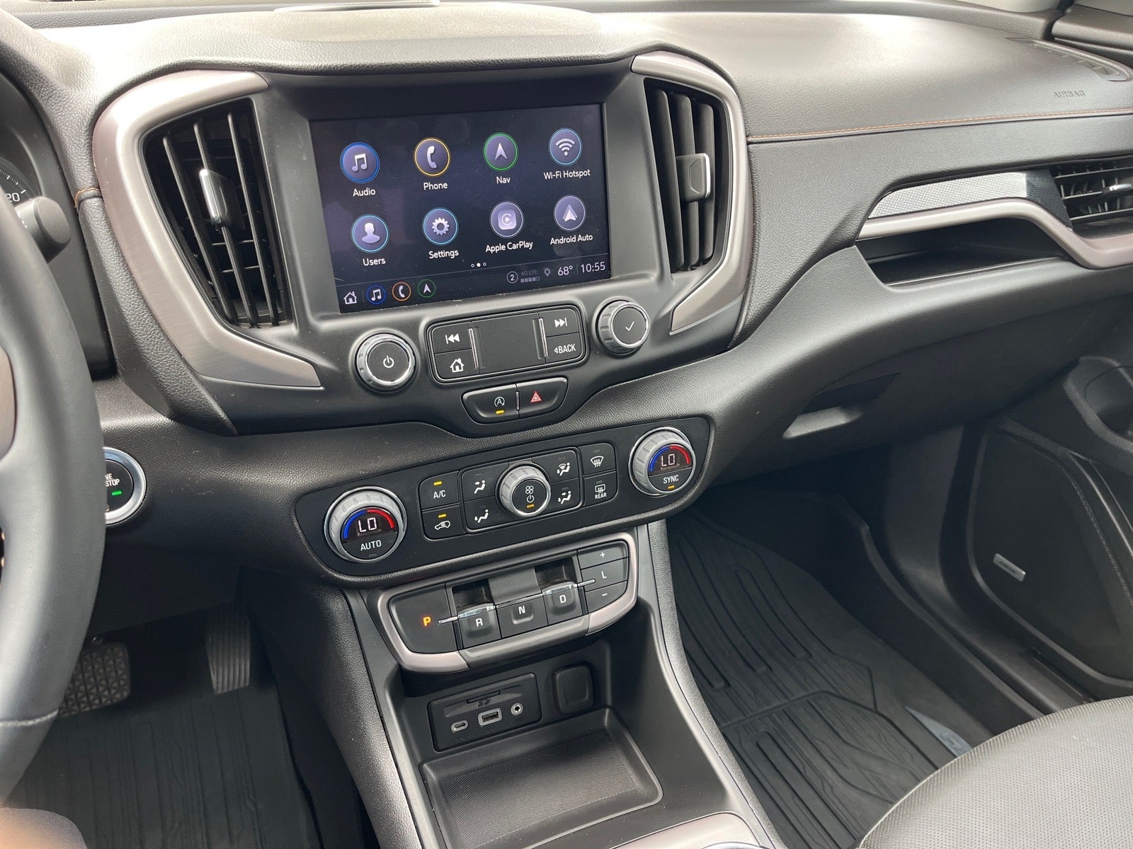 2023 GMC Terrain AT4