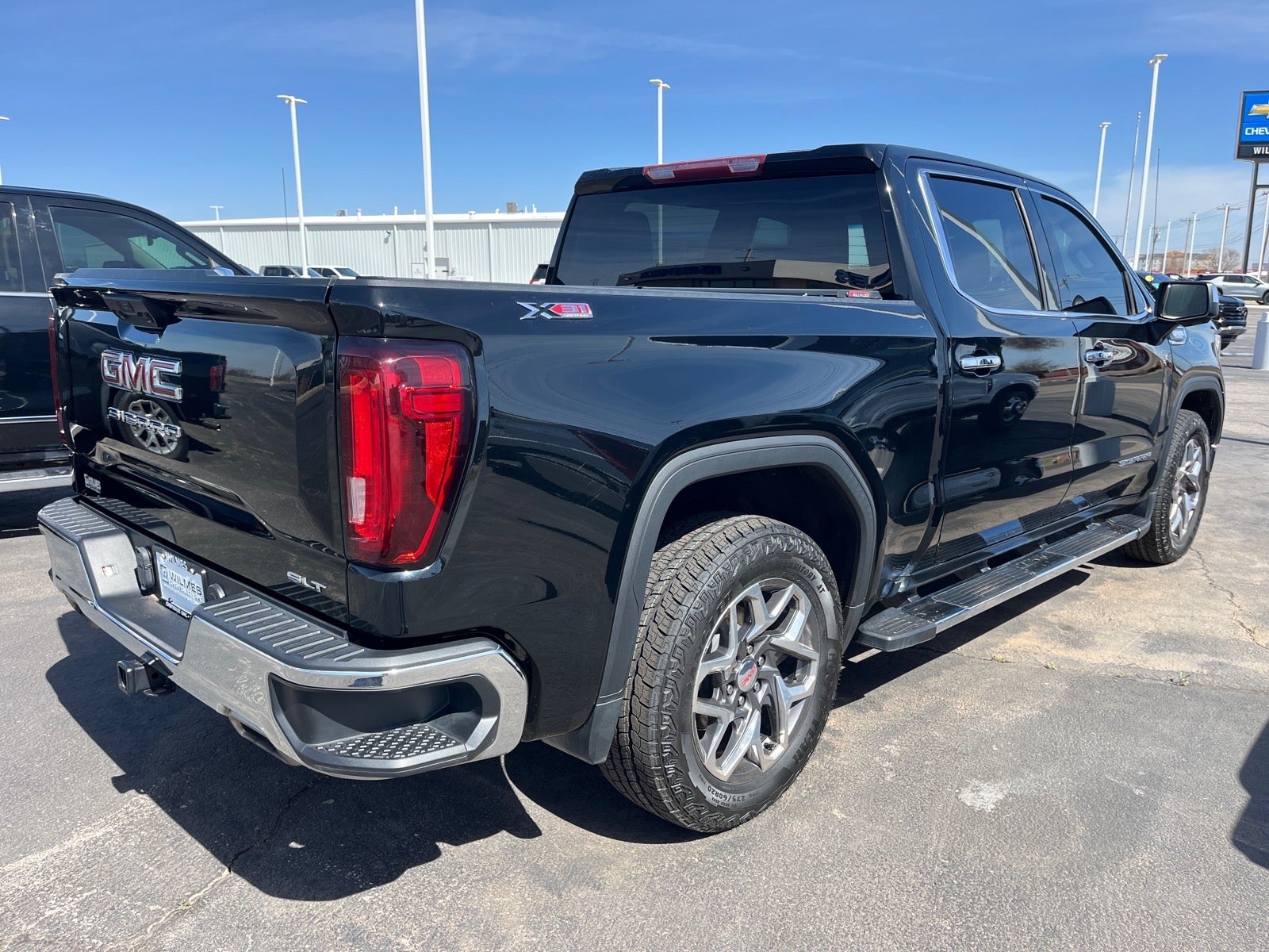 2023 GMC Sierra 1500 SLT