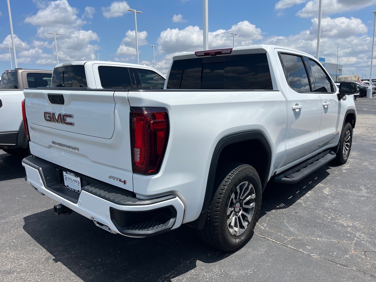 2023 GMC Sierra 1500 AT4