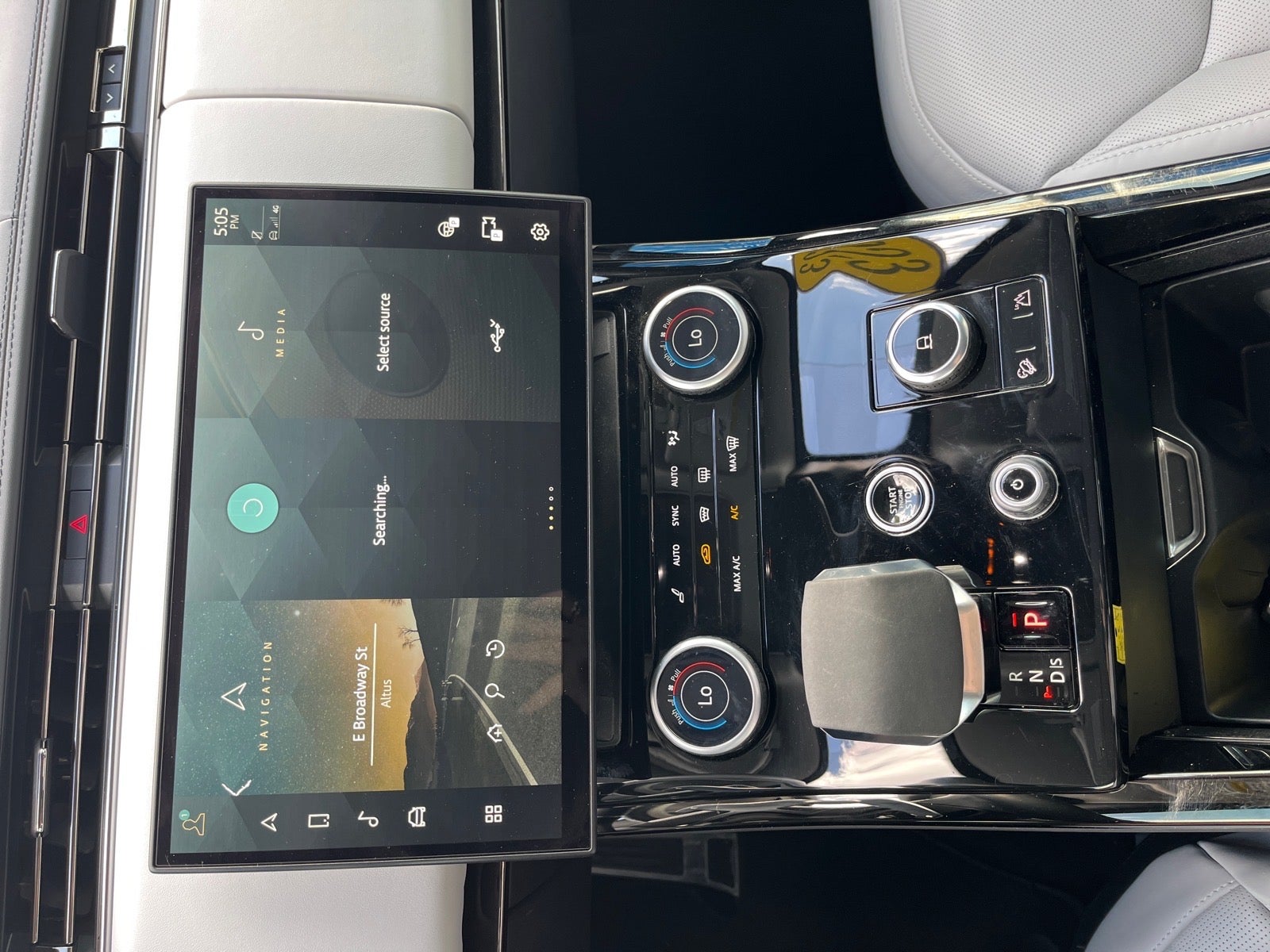 2023 Land Rover Range Rover Sport First Edition